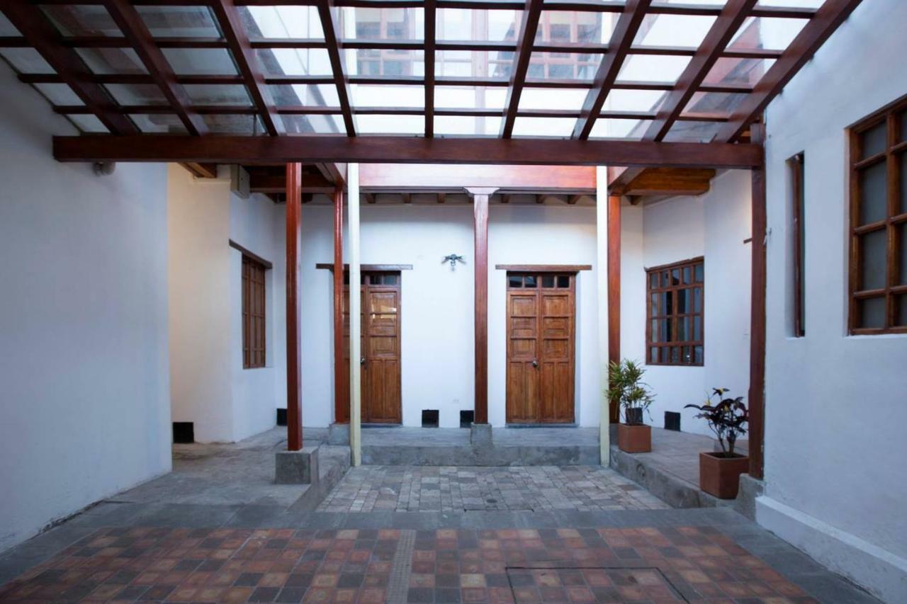 Casa Lunaloma - Boutique Apartments Quito Exterior foto